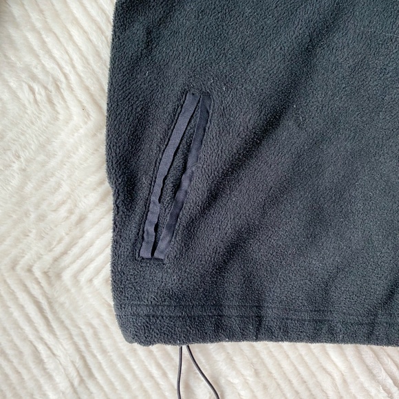 Fleece Crop snap button sweater - Picture 4 of 5